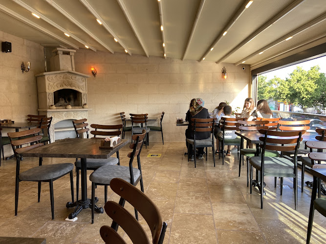 Bbq House Restaurant