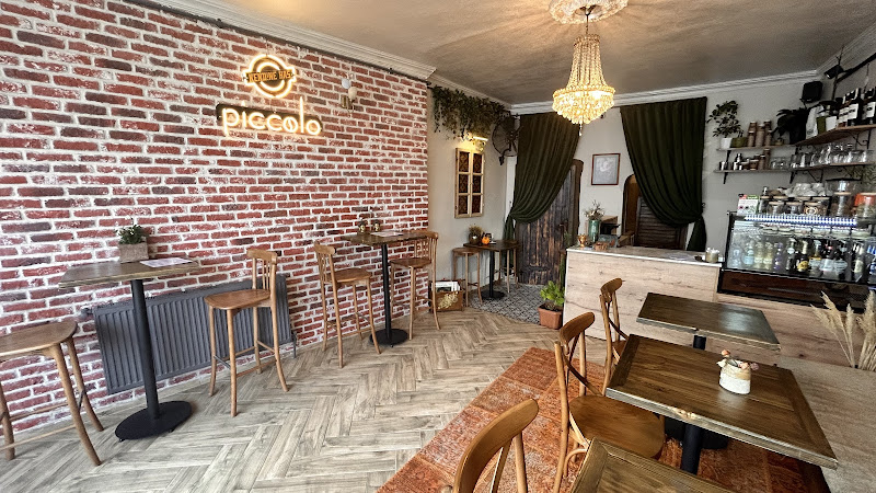 Piccolo Coffee & More