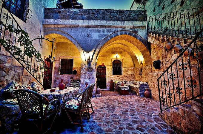 Adanos Konuk Evi